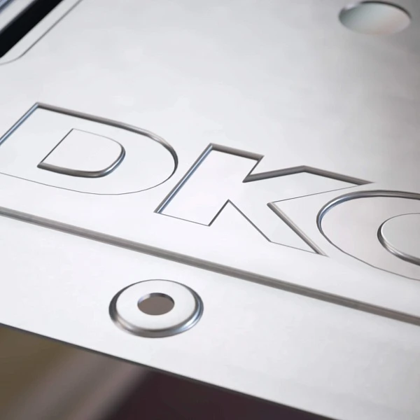 DKC Лоток метал. перфорированный 100x80мм